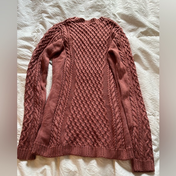 Like new pastel rose knit sweater - Picture 5 of 6